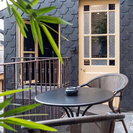 Suites Mana- Studio Art Ducal Avec Terrasse Sur L'Arriere De La Place Ducale Parking Inclus Charleville-Mezieres Exterior foto